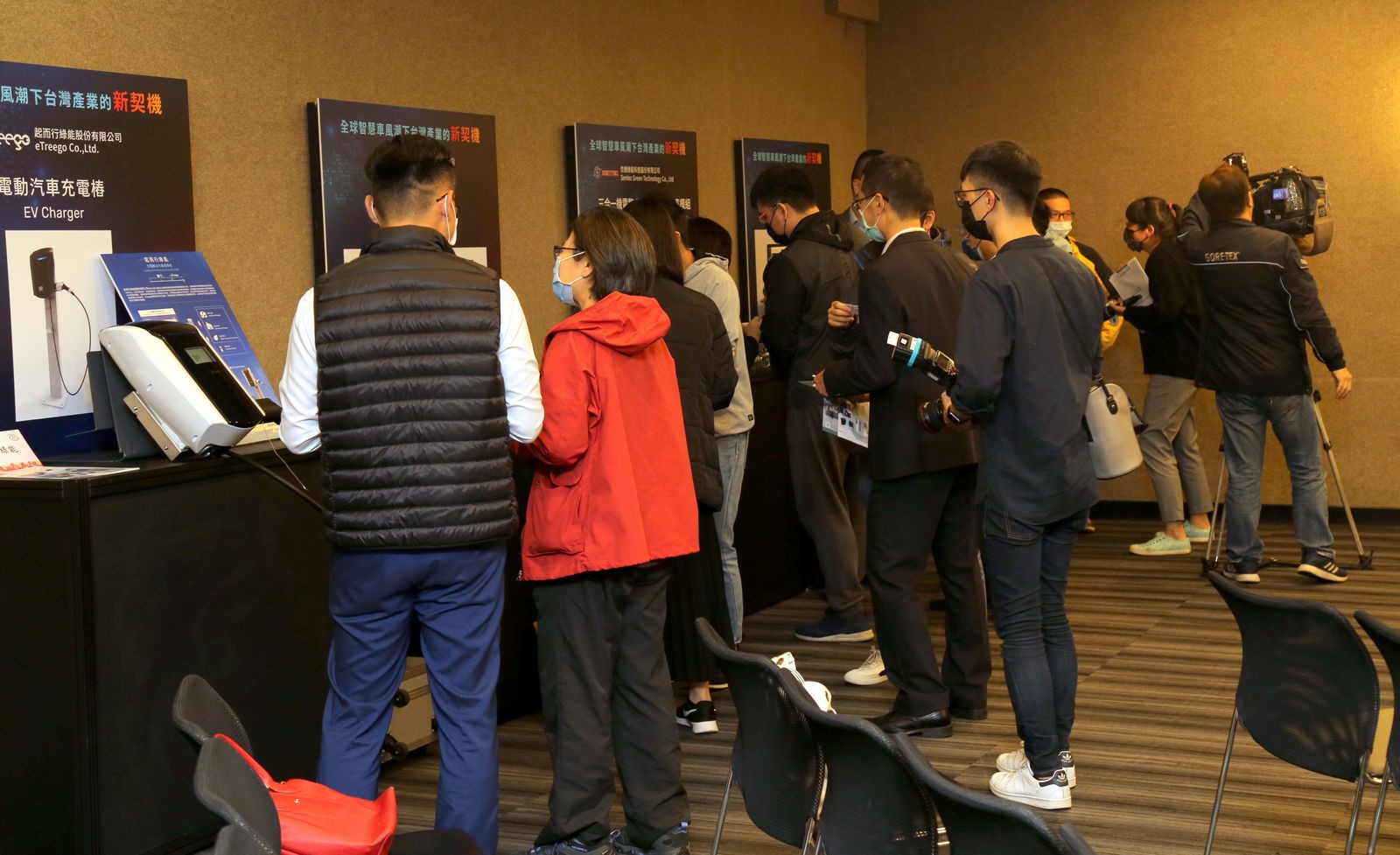 本次活動與國家新創品牌Startup Island TAIWAN合作,邀請八家新創團隊,展示智慧座艙、AI影像辨識光學技術、電動汽車充電樁...等等